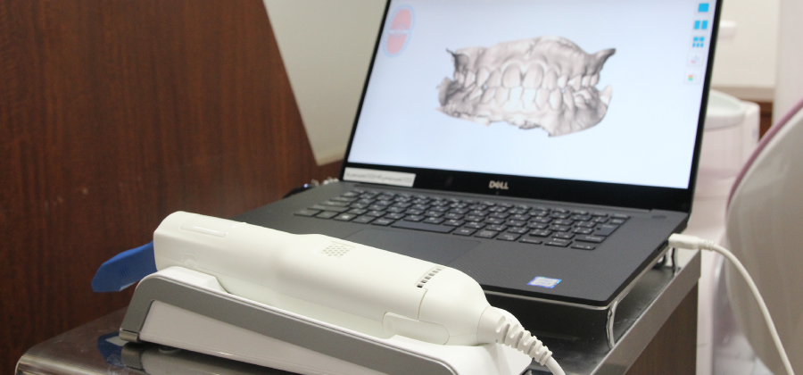 口腔内スキャナー